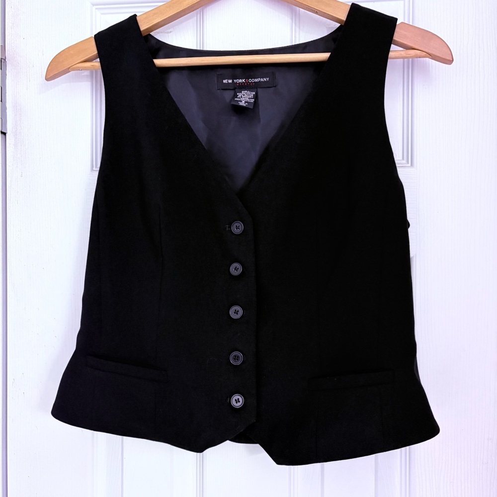 New York & Company Classic Black Vest